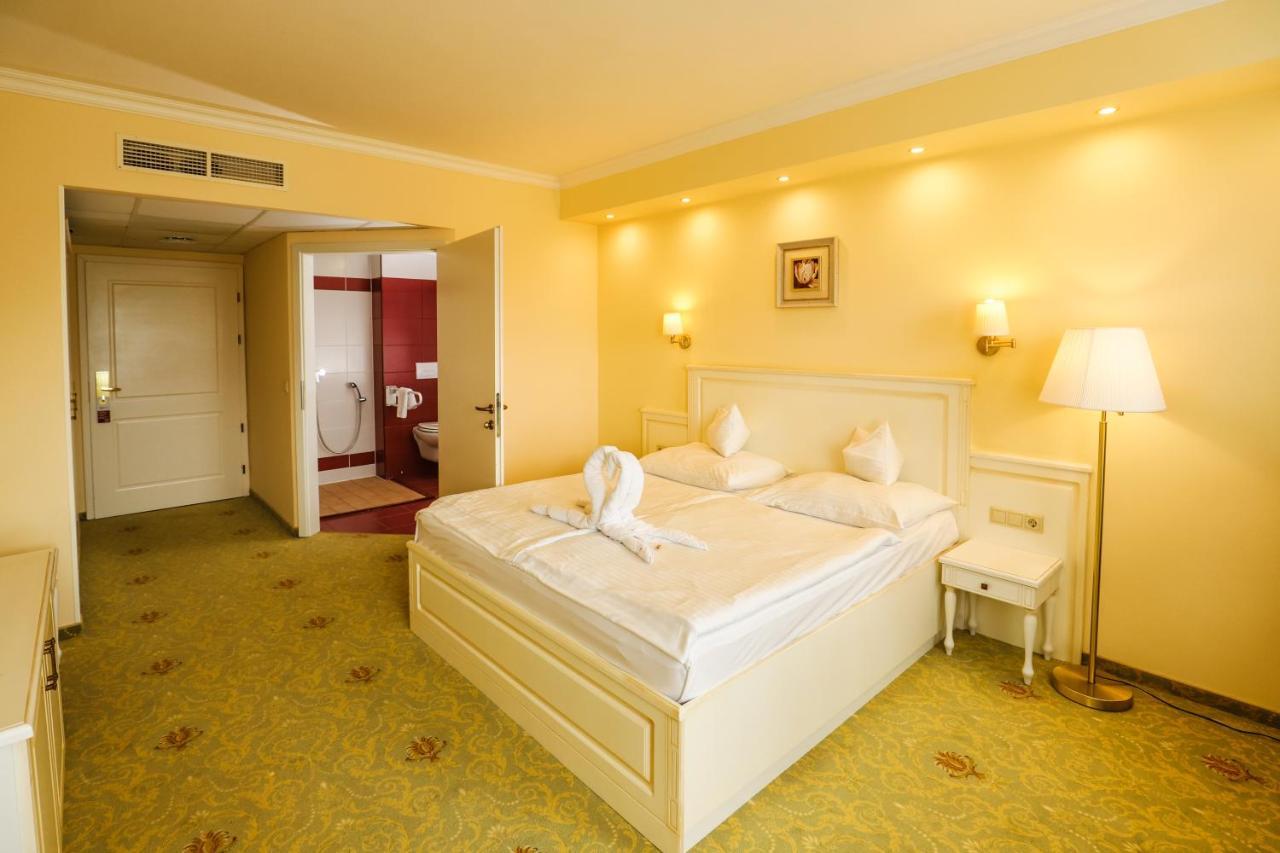 Calimbra Wellness Hotel Superior 미슈콜츠 외부 사진