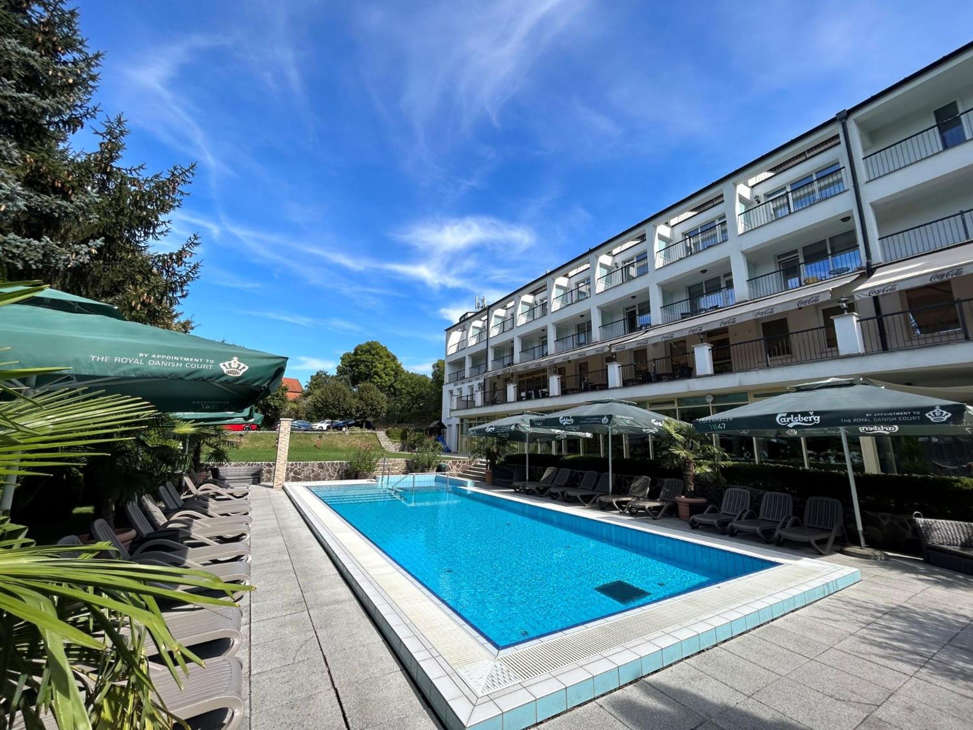 Calimbra Wellness Hotel Superior 미슈콜츠 외부 사진