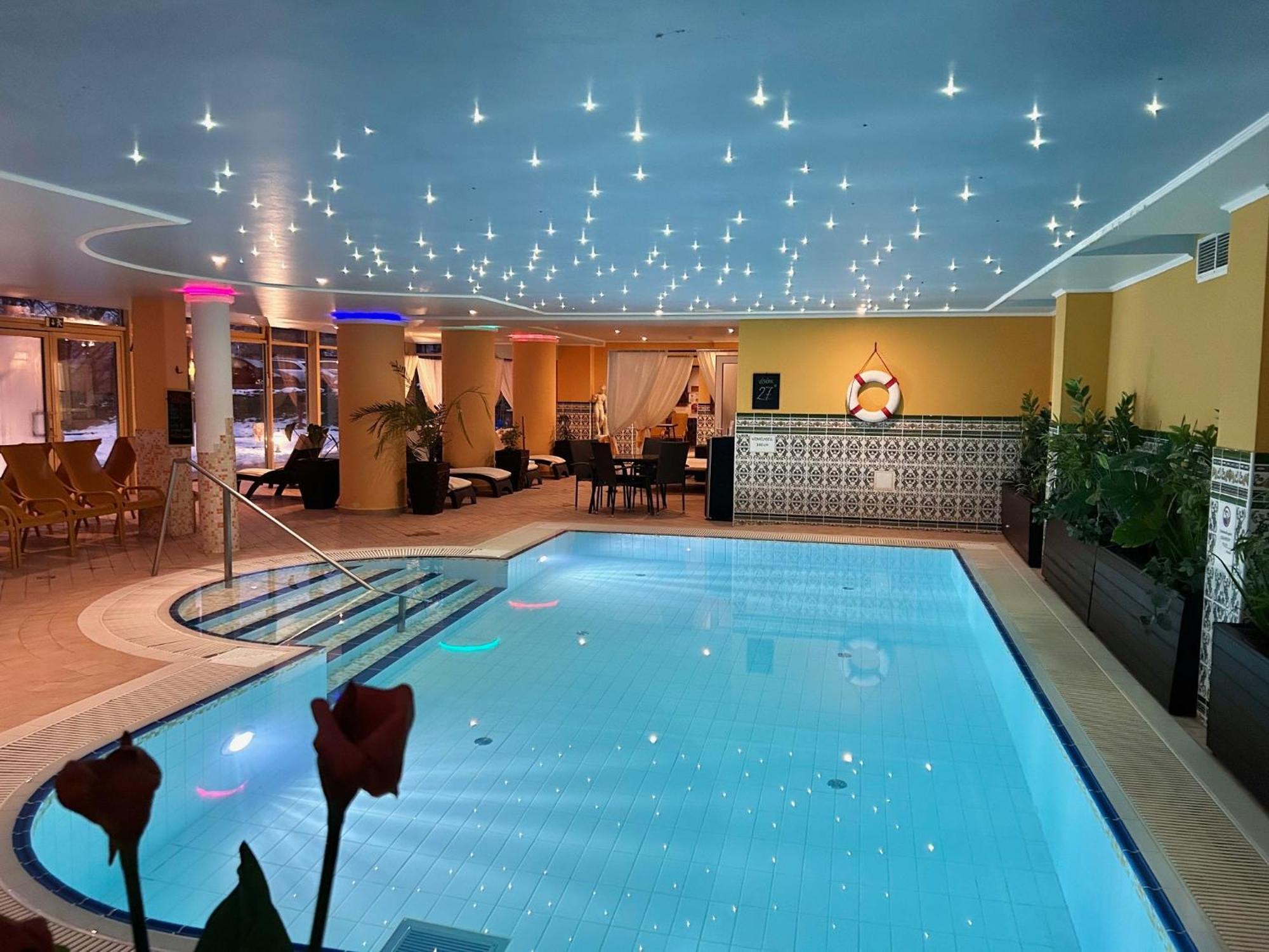 Calimbra Wellness Hotel Superior 미슈콜츠 외부 사진