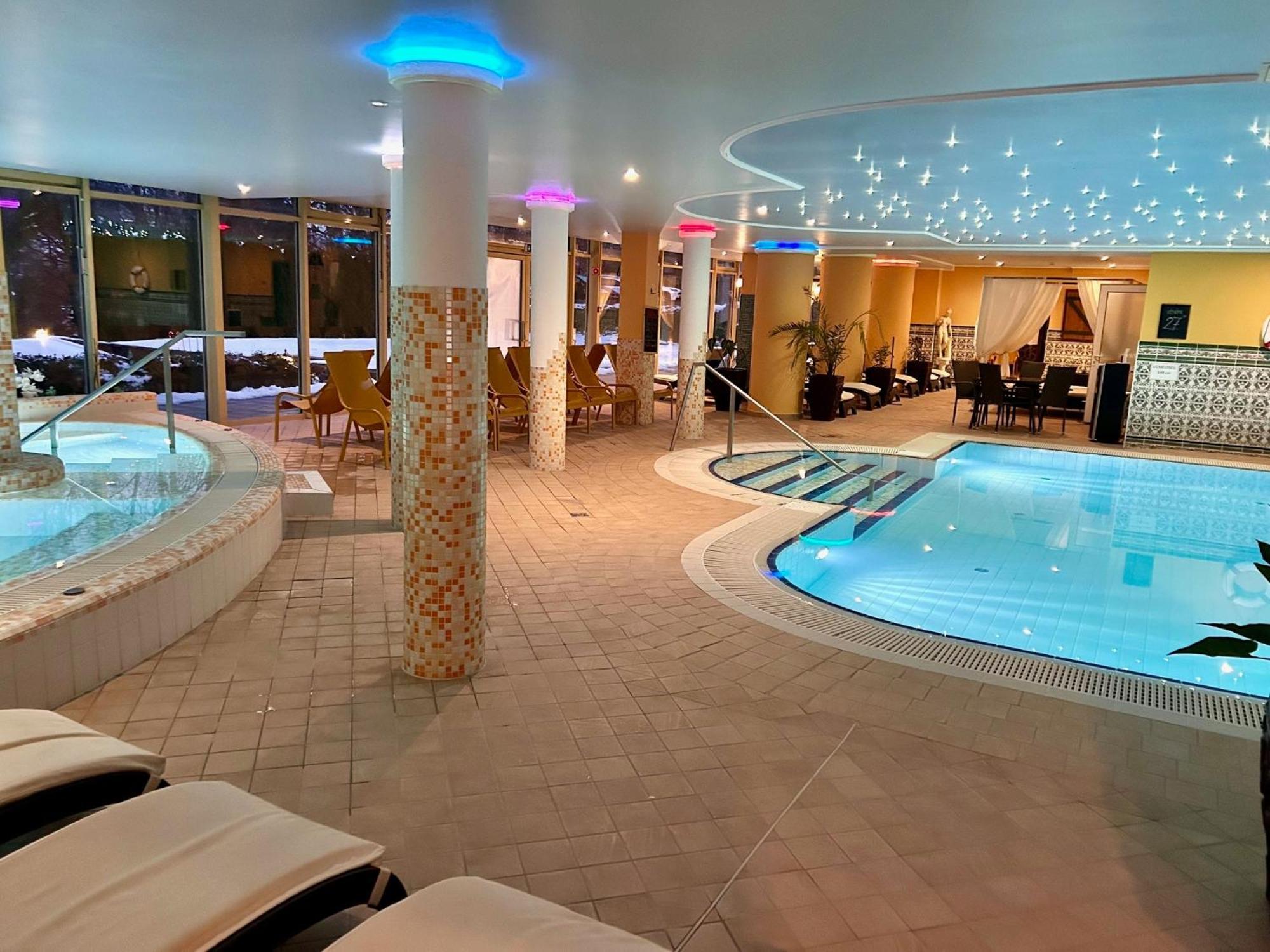 Calimbra Wellness Hotel Superior 미슈콜츠 외부 사진