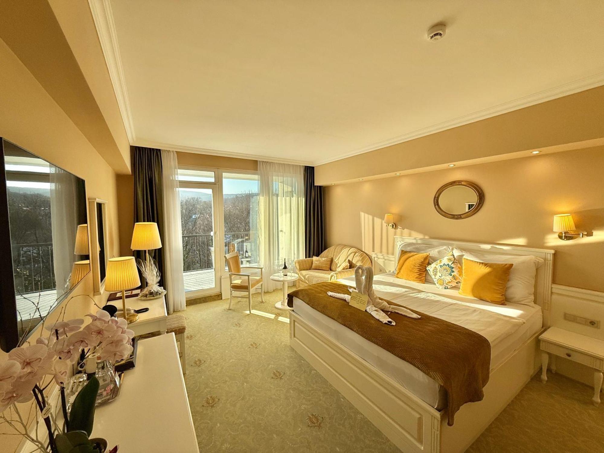 Calimbra Wellness Hotel Superior 미슈콜츠 외부 사진