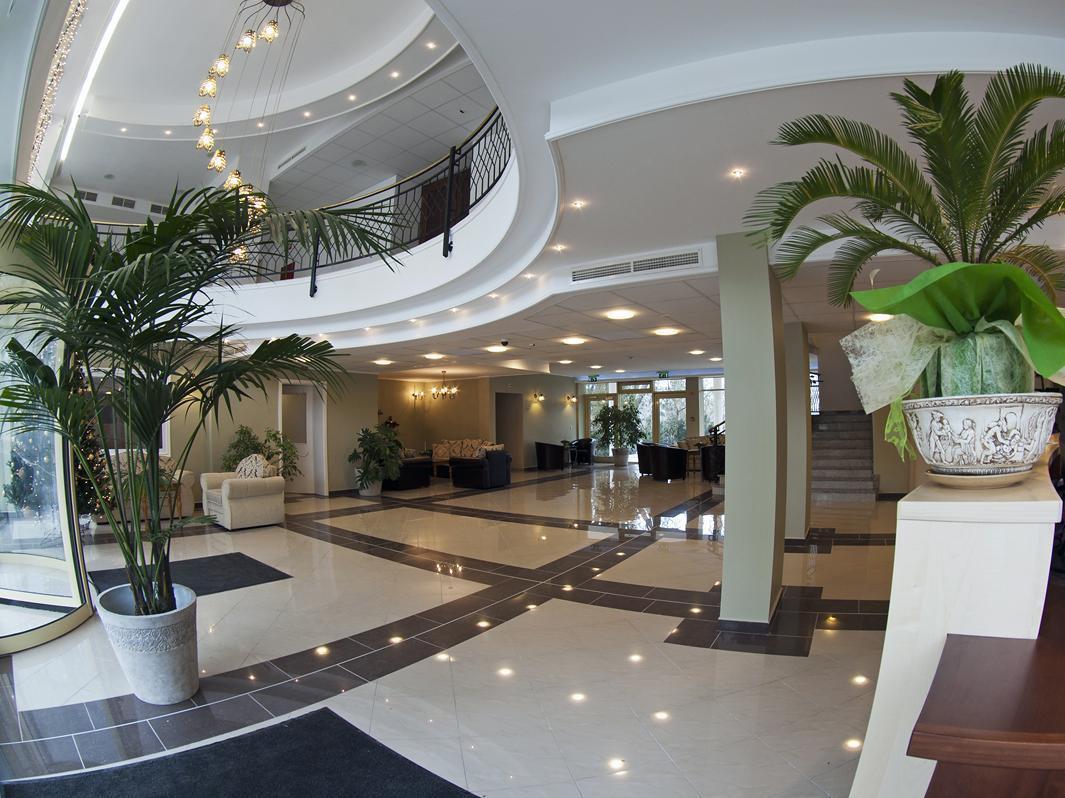 Calimbra Wellness Hotel Superior 미슈콜츠 외부 사진